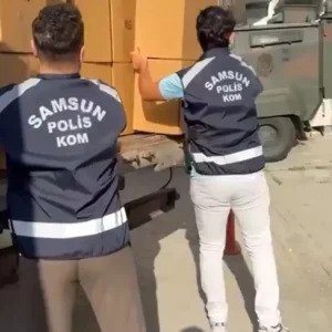 Samsunda 37 Milyon Kacak Makaron Ele Gecirildi