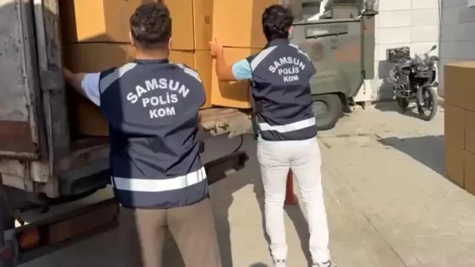 Samsunda 37 Milyon Kacak Makaron Ele Gecirildi