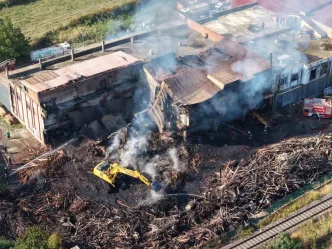 Samsunda Kereste Fabrikasinda Yangin Cikti