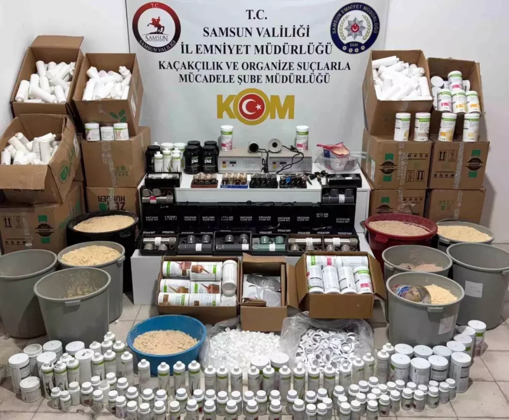 Samsunda Sahte Gida Takviyelerine Baskin Cok Sayida Urun Ele Gecirildi