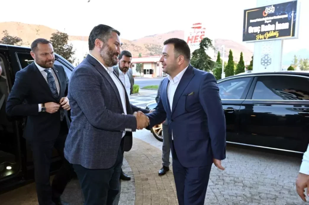 Sanayi ve Teknoloji Bakan Yardimcisi Inan Kayseri OSByi Ziyaret Etti