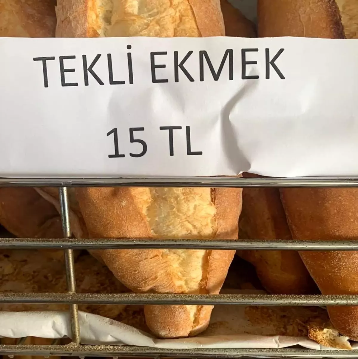 Sarigolde Ekmek ve Simit Fiyatlarina Zam