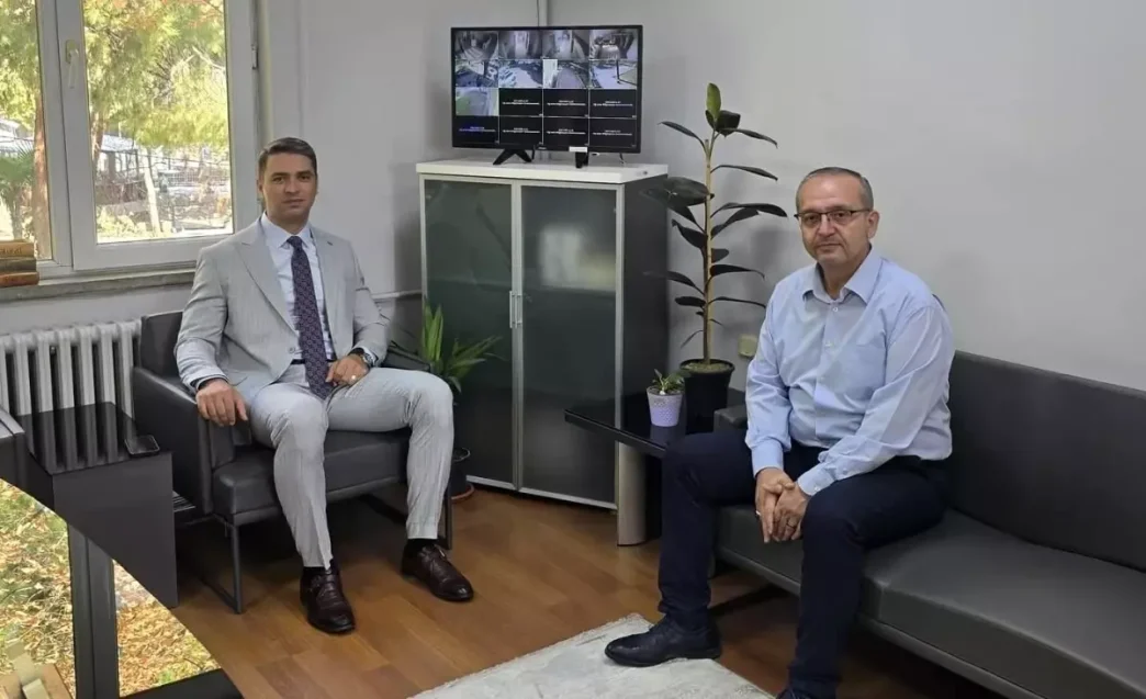 Saruhanli Kaymakami Tarim ve Hayvancilik Faaliyetlerini Inceledi