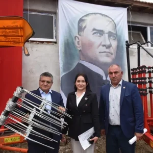 Sinopta Ciftcilere Yuzde 70 Hibeli Sera ve Tarim Makineleri Dagitildi