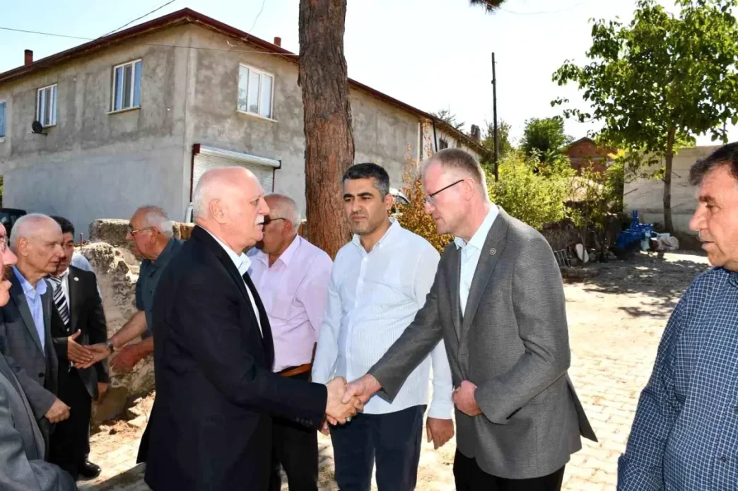 TZOB Baskani Bayraktar Vefat Eden Ziraat Odasi Baskani Icin Taziye