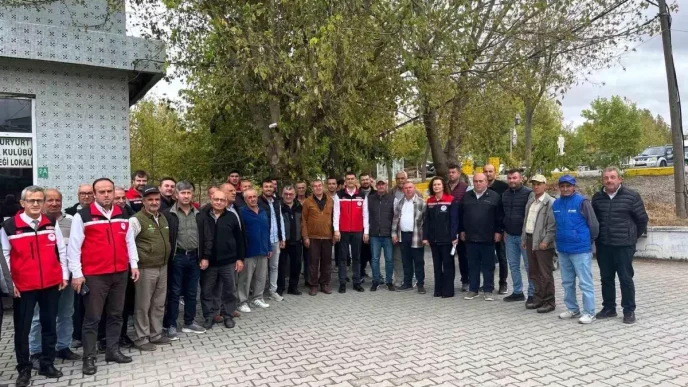 Tekirdagda Ciftcilere Yuzde 50 Hibe Destekli Kanola Tohumu Dagitildi