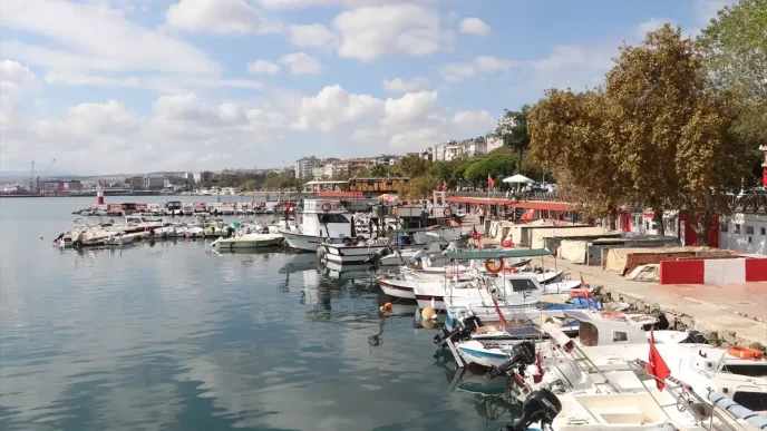 Tekirdagli Balikcilar Istavritle Guluyor Haberler