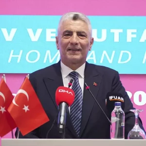 Ticaret Bakani Bolat 35 Uluslararasi Ev ve Mutfak Esyalari Fuarinin