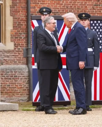Trump ve Starmer Chequersta Bir Araya Geldi