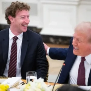 Trump ve Zuckerberg arasindaki 600 milyar dolarlik diyalog geceye damga