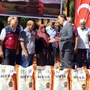 Tuncelide Ciftcilere Kirmizi Mercimek Tohumu Dagitildi