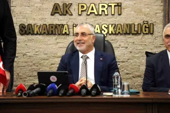 Turkiye Ekonomisi 20 Ceyrektir Buyuyor