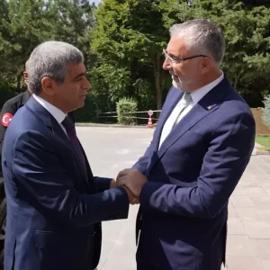 Turkiye ve Azerbaycan Arasinda Isbirligi Gelisiyor