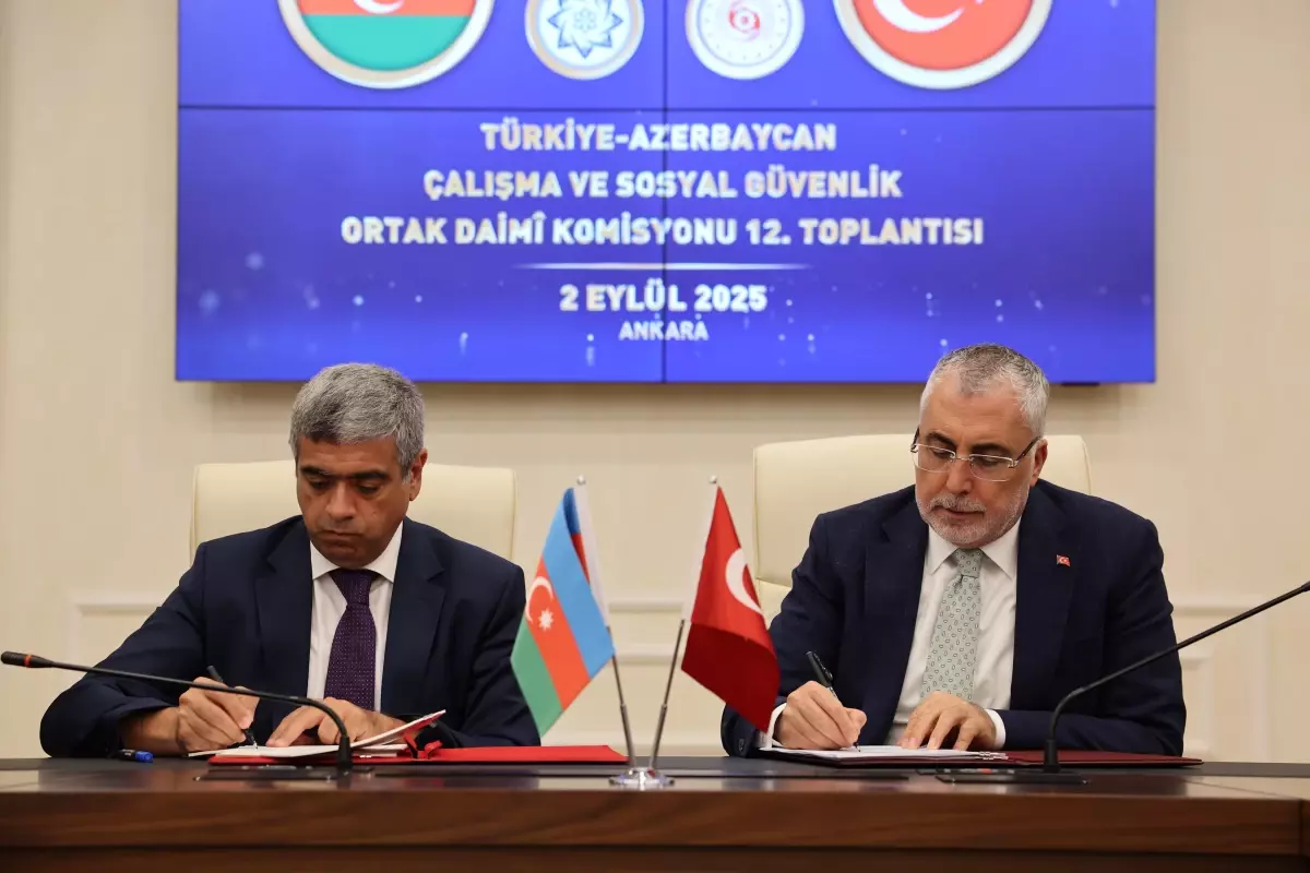 Turkiye ve Azerbaycan Arasinda Isbirligi Protokolu Imzalandi