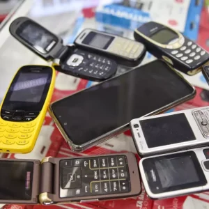Tuslu Telefonlar Yeniden Populer Oluyor