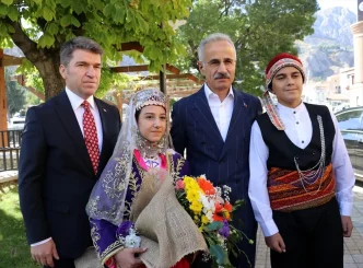 Ulastirma ve Altyapi Bakani Uraloglu Amasyada konustu Aciklamasi
