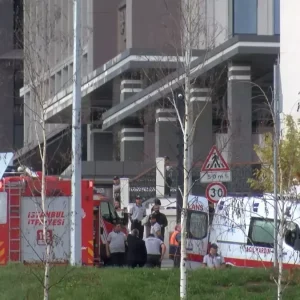 Umraniyede Kanalizasyon Calismasinda Gocuk Isci Kurtarildi