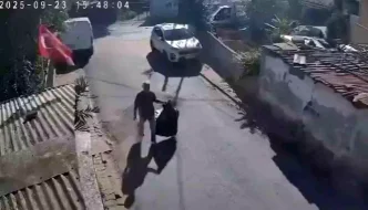 Umraniyede Kontrollu Patlatma Aninda Sokak Kedileri Panikle Kacti