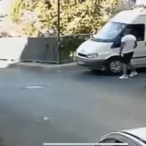 Umraniyede Trafik Tartismasi Kavgaya Dondu Anne Darp Edildi