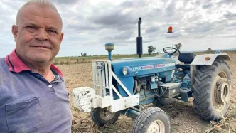 Yarim Asirlik Traktor Soke Ovasinda Hala Calisiyor