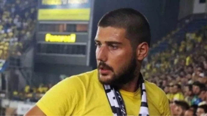 cem golbasi kimdir fenerbahce taraftari cem 19078556 7369 amp