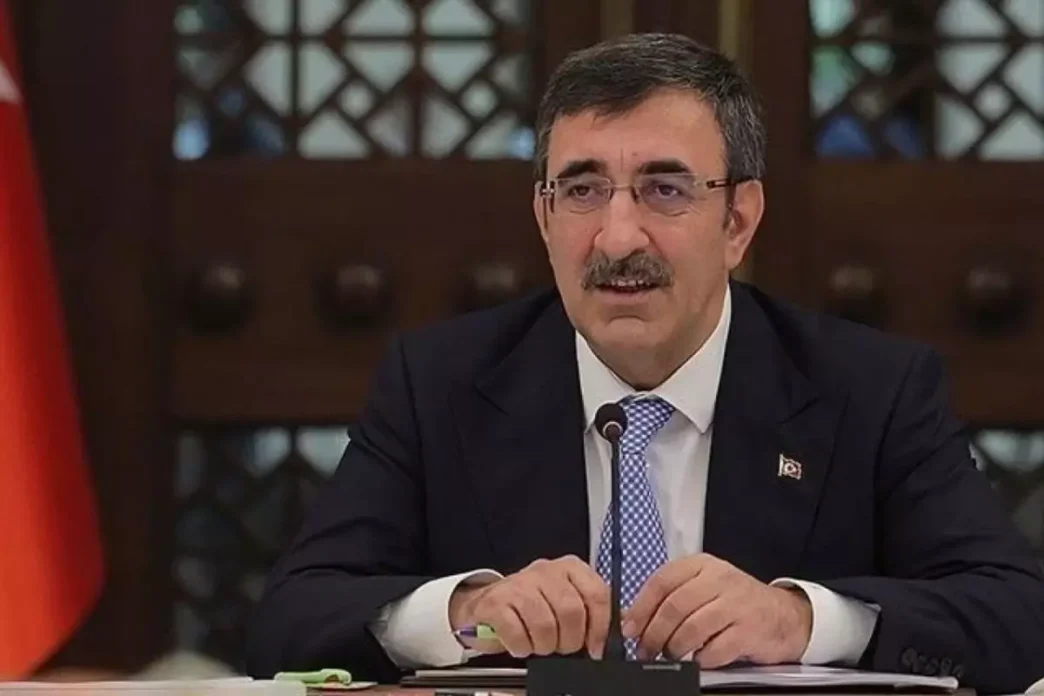 cumhurbaskani yardimcisi yilmaz orta vadeli 19022072 7424 amp