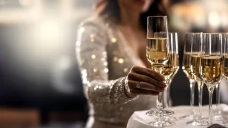 en demokratik kopuklu sarap prosecco dunyayi 19068349 amp