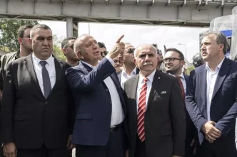 ozel gelmeden binadan ayrildi gursel tekin den 19044371 7706 amp