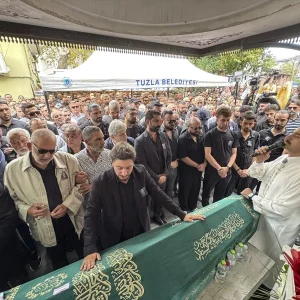 tugberk yavuz dan annesi gullu ye son veda 19093252 6666 amp