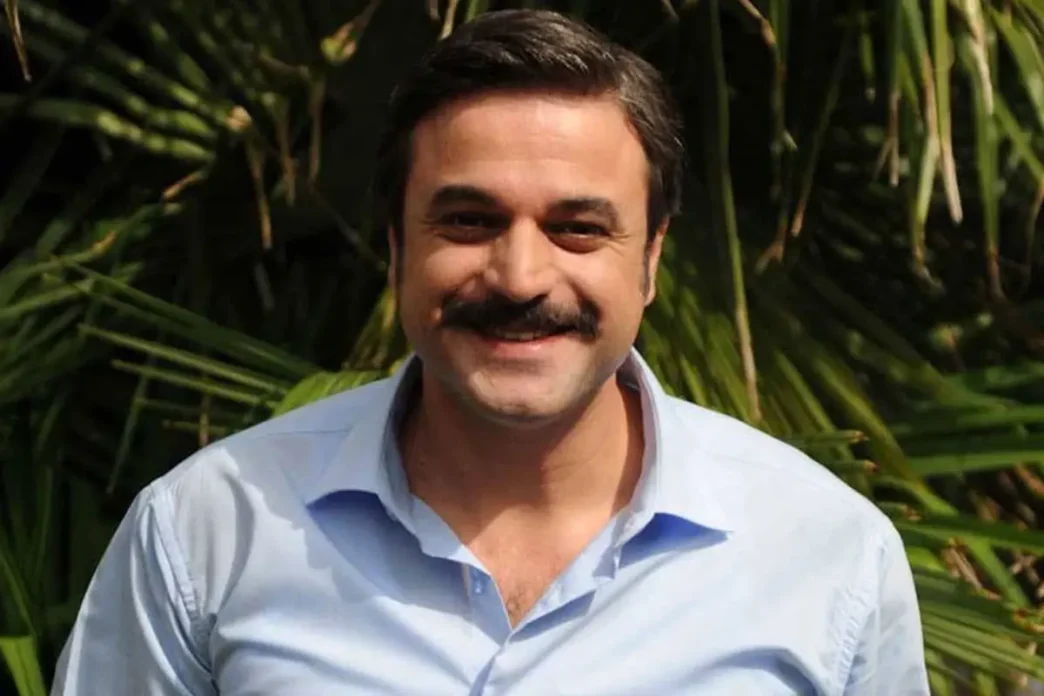 ufuk ozkan in kardesinden kafa karistiran paylasim 19051838 1598 amp