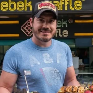 waffle mekan sahibi onder sahin kimdir kac 19049936 7145 amp