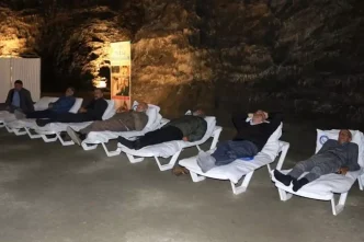 yerin 150 metre altinda 6 saat kaliyorlar nedeni 19058191 6969 amp