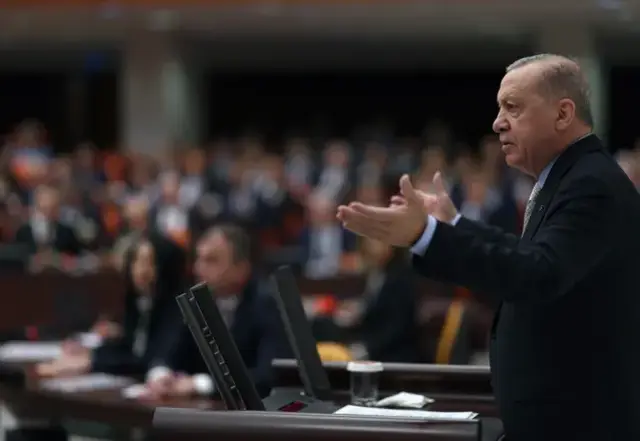 Cumhurbaşkanı Erdoğan 1 saatlik konuşmasında Sırrı Süreyya Önder'i özel olarak andı