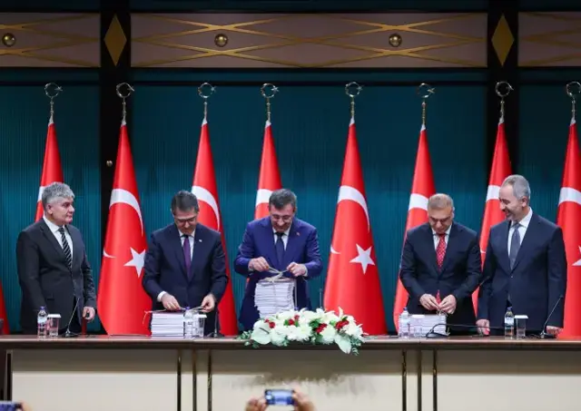 Cevdet Yılmaz: Büyüme hedefi 2025'te yüzde 3.3, 2026'da ise yüzde 3.8