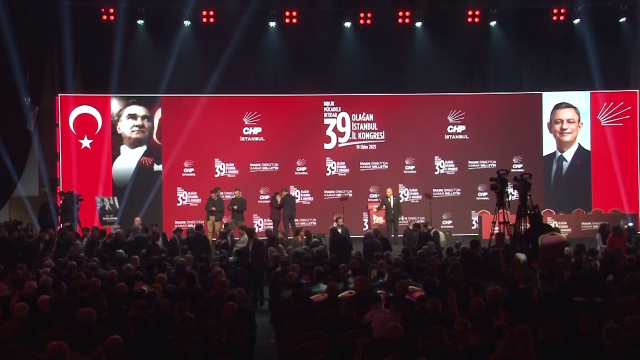 CHP'nin 39. Olağan İstanbul İl Kongresi başladı! Özgür Özel de katılacak