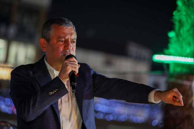 CHP lideri Özel, Arnavutköy'de 4 iddia sıralayıp Başsavcı Gürlek'e seslendi