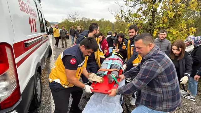 Can pazarı! İşçi servisi devrildi, ölü ve yaralılar var 4 Can pazarı! İşçi servisi devrildi, ölü ve yaralılar var