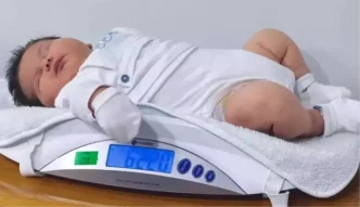 6 kilo doğan bebek gerçek mi, 6 kilo doğan bebek nerede doğdu? 12 6 kilo dogan bebek gercek mi 6 kilo dogan bebek 19183409 573 amp