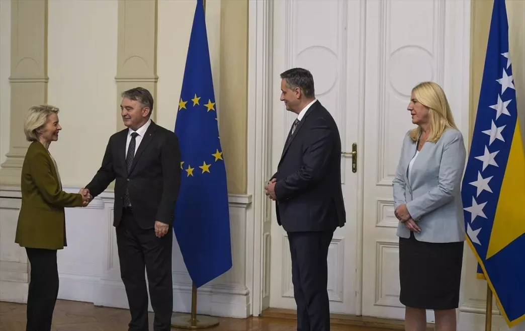 AB Komisyonu Baskani von der Leyen Bosna Herseki Ziyaret Etti