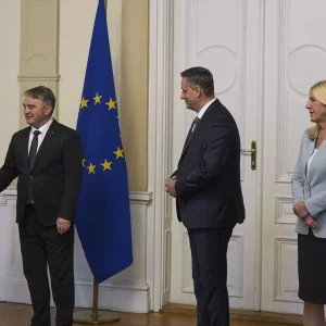 AB Komisyonu Baskani von der Leyen Bosna Herseki Ziyaret Etti