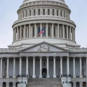 ABD Senatosu Hukumetin Kapanmasina Cozum Bulamiyor
