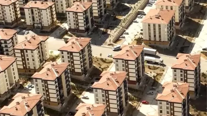 AK Parti Eskisehir Baskani Albayraktan TOKI Calismalarina Tesekkur