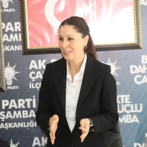 AK Parti MKYK Uyesi Karaaslandan partisinin Carsamba Ilce Baskanligina ziyaret