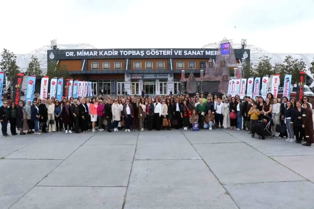 AYTO Kadin Girisimci Kurulu Franchising Fuarinda Aydini Temsil Etti