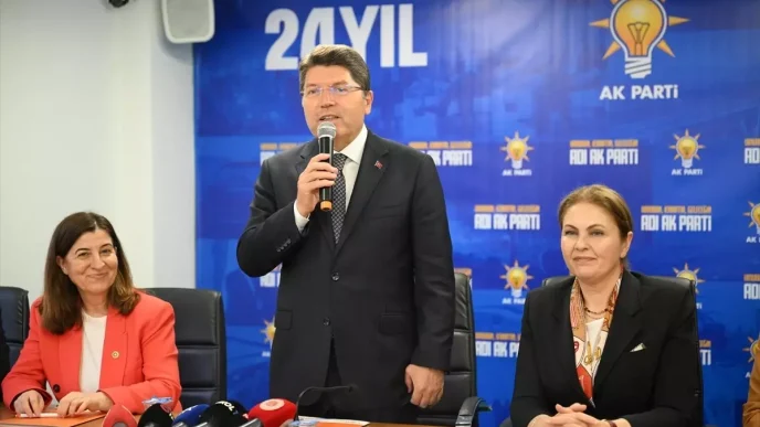 Adalet Bakani Tunc AK Parti Edirne Il Baskanliginda konustu Aciklamasi