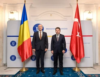 Adalet Bakani Yilmaz Tunc Romanyada Ikili Gorusme Gerceklestirdi