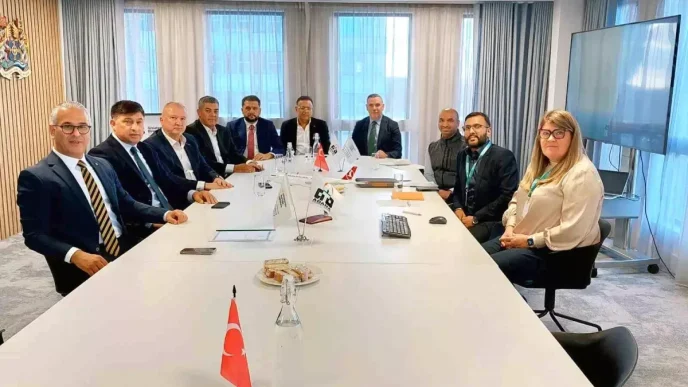 Adana Ticaret Odasi Heyeti Ingilterede Yatirim Firsatlarini Gorustu