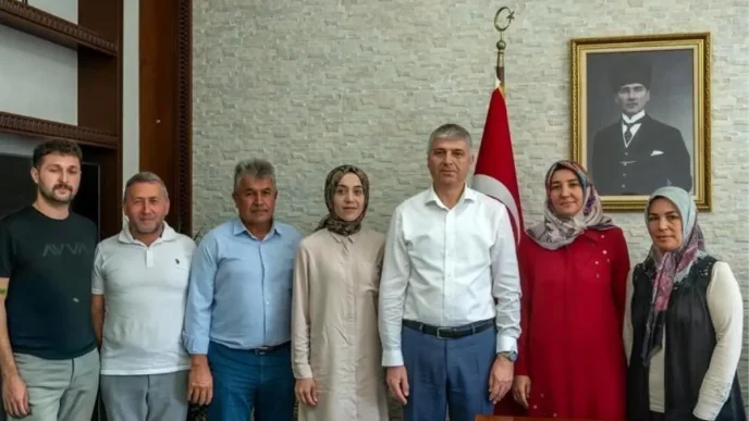 Adanada 5 Kadin Girisimciye 737 Milyon TL Hibe Destegi