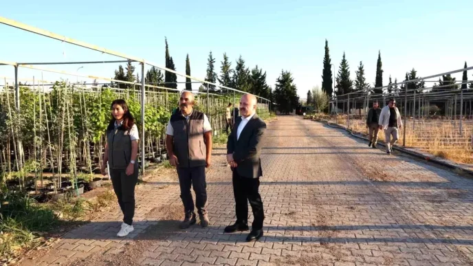 Adiyaman Valisi Osman Varol Orman Fidanlik Mudurlugunu Ziyaret Etti