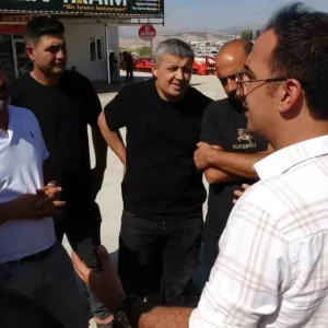 Adiyamanda Oto Kurtaricilar ve Nakliyeciler Kantar Zorunluluguna Karsi Eylem Duzenledi